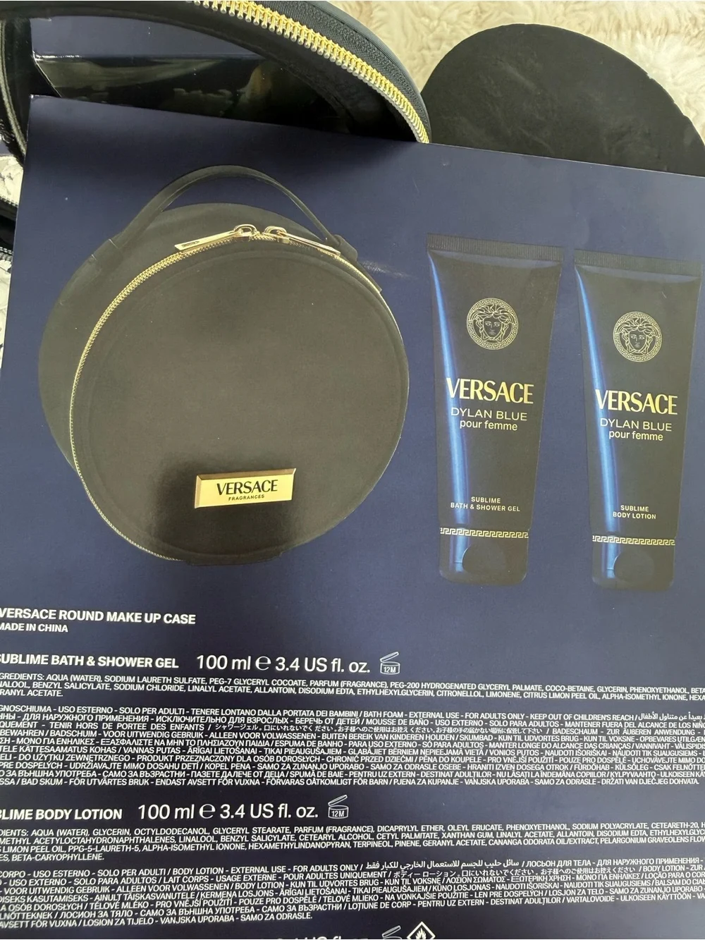 Versace Dylan Blue Pour Femme Cosmetic Case/Shower Gel/Body Lotion